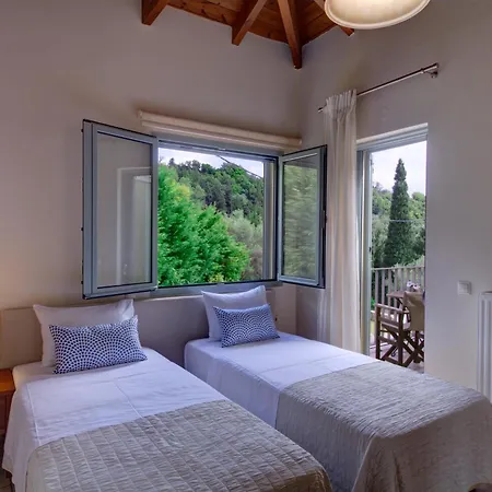 Kefalonia * لورداهاتا